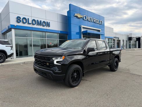 Used 2022 Chevrolet Silverado 1500 LT image 1