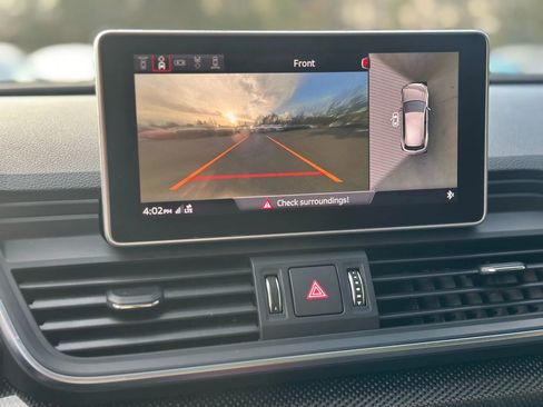 Used 2018 Audi SQ5 Prestige w/ Prestige Package image 29