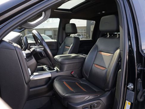 Used 2020 GMC Sierra 3500 AT4 w/ AT4 Premium Package AWD/4WD image 12