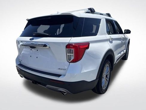 Certified 2022 Ford Explorer Limited w/ Equipment Group 301A AWD/4WD image 9