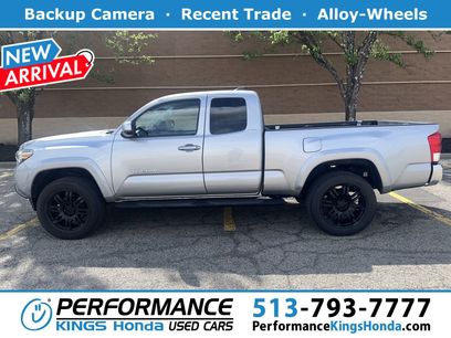 Used 2017 Toyota Tacoma SR5 w/ SR5 Appearance Package (SM)