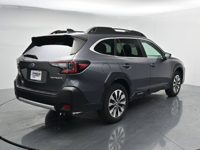 Used 2025 Subaru Outback Limited AWD/4WD image 9