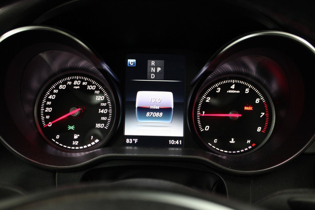 Used 2018 Mercedes-Benz C 300 Sedan image 33