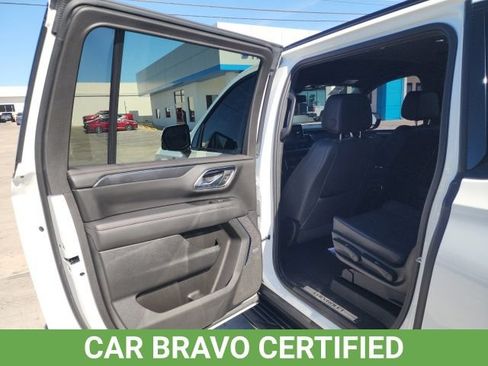 Certified 2023 Chevrolet Suburban RST w/ Luxury Package AWD/4WD image 23