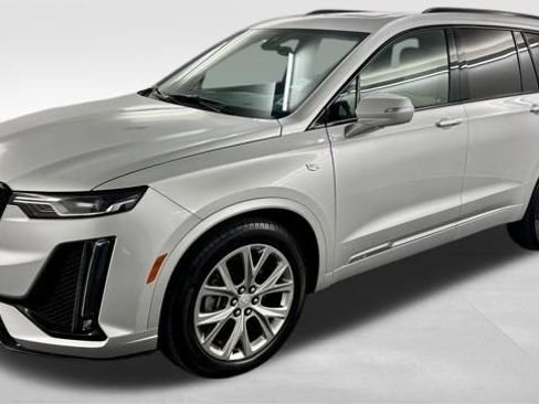 Used 2020 Cadillac XT6 Sport image 4