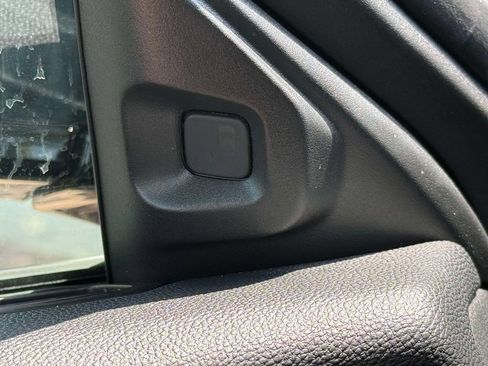 Certified 2025 Acura MDX FWD w/ Technology Package image 17