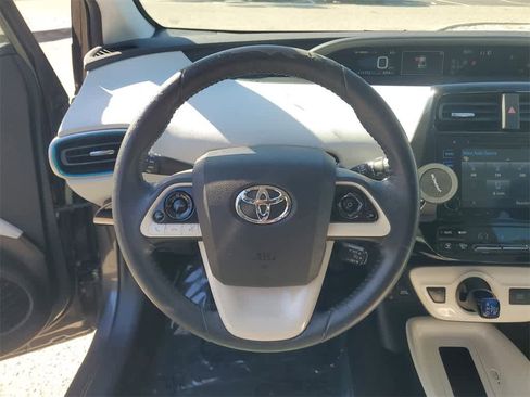 Used 2016 Toyota Prius Four image 24