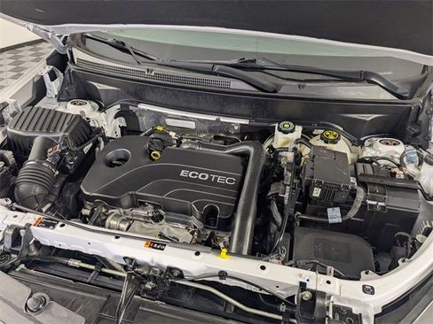 Used 2022 Chevrolet Equinox LT image 37