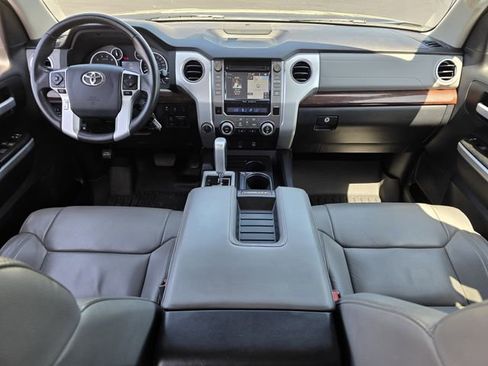 Used 2017 Toyota Tundra Limited w/ Limited Premium Package image 8