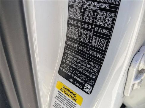 Used 2024 Land Rover Range Rover Evoque Dynamic SE image 21