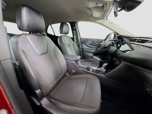 Used 2021 Buick Encore GX Select FWD image 28