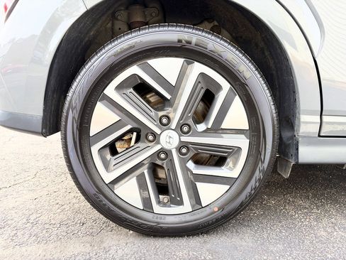 Used 2023 Hyundai Kona SEL image 31