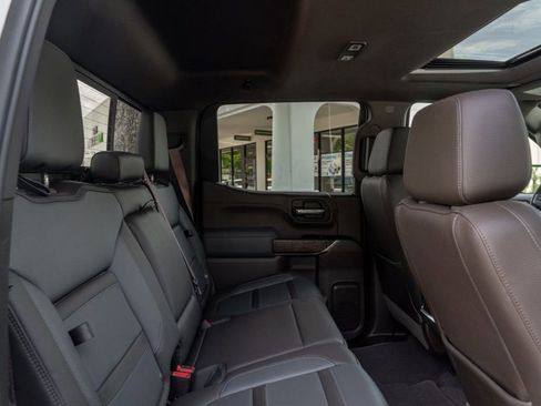 Used 2021 GMC Sierra 1500 Denali w/ Denali Premium Package image 25