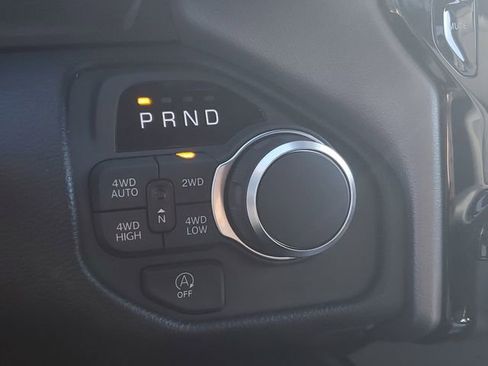 New 2026 RAM 1500 4x4 Crew Cab image 11