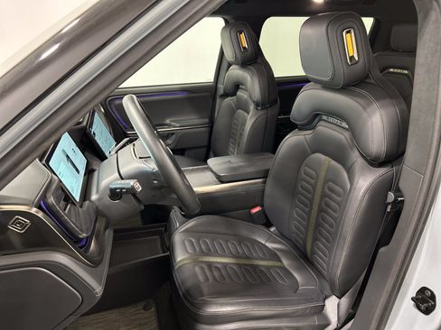 Used 2024 Rivian R1S Adventure AWD/4WD image 20