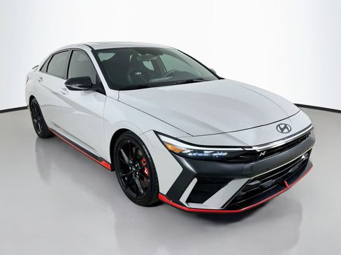 Used 2025 Hyundai Elantra N FWD image 3