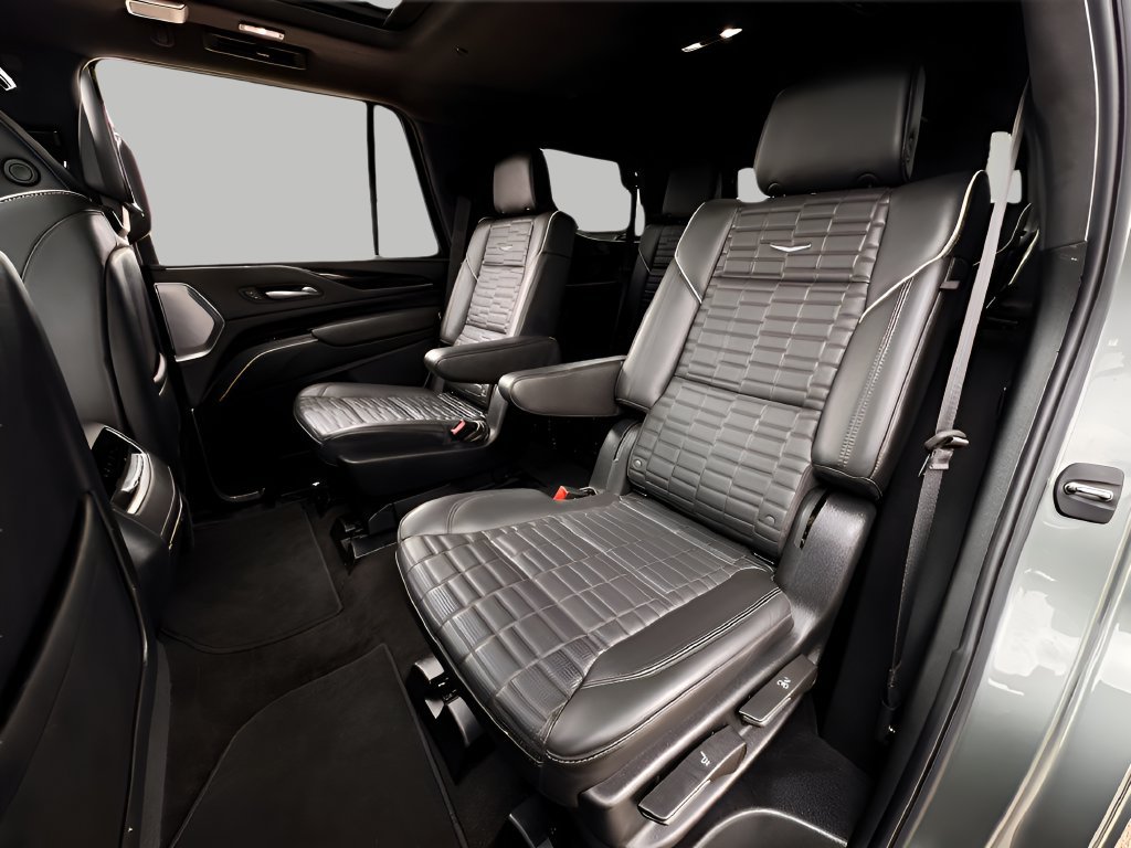 Used 2024 Cadillac Escalade V AWD/4WD image 20