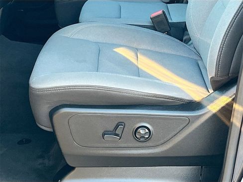 Used 2021 RAM 1500 Big Horn image 18