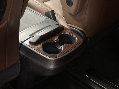 Used 2020 Toyota Sienna Limited Premium image 29