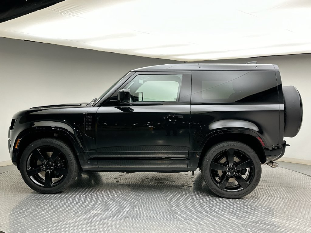 New 2026 Land Rover Defender 90 V8 AWD/4WD image 2