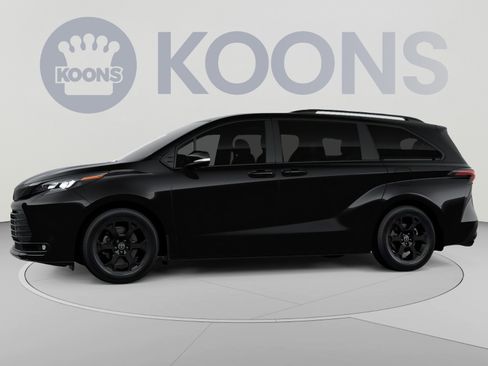 New 2026 Toyota Sienna XLE Woodland Edition AWD/4WD image 4