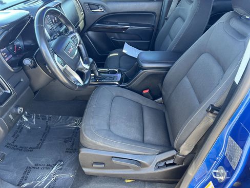 Used 2020 GMC Canyon SLE w/ SLE Convenience Package image 19