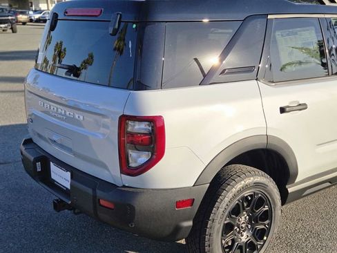 New 2026 Ford Bronco Sport Badlands image 7