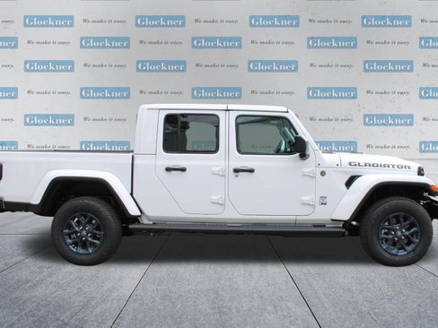 New 2026 Jeep Gladiator Sport AWD/4WD image 7