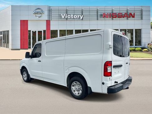 Used 2018 Nissan NV 2500 SV w/ Rear Door Glass Package RWD image 5