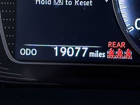 Used 2023 Lexus ES 350 image 32