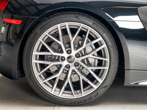 Used 2017 Audi R8 V10 plus AWD/4WD image 20