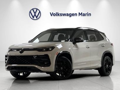 New 2026 Volkswagen Tiguan SE R-Line