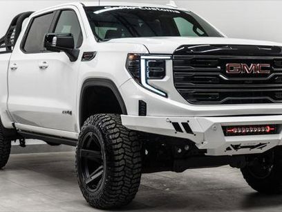 Used 2025 GMC Sierra 1500 AT4