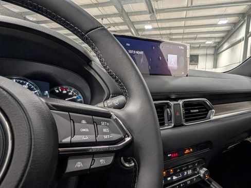 New 2025 MAZDA CX-5 Signature image 25