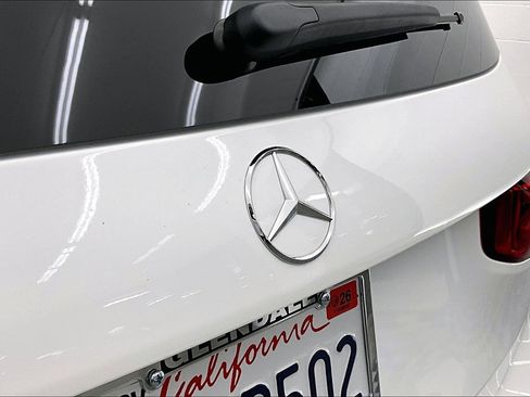 Used 2026 Mercedes-Benz GLB 250 image 7
