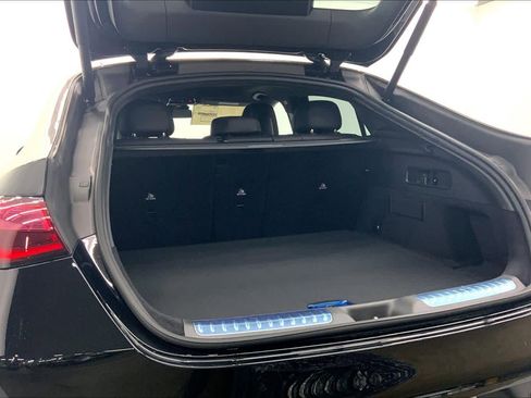 New 2026 Mercedes-Benz GLC 300 4MATIC image 17