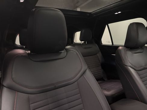 New 2026 Ford Explorer ST-Line w/ ST-Line Street Pack AWD/4WD image 46