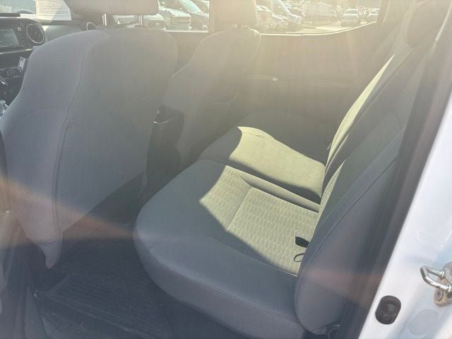 Used 2019 Toyota Tacoma SR5 RWD image 21