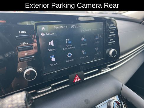 Used 2021 Hyundai Elantra SEL w/ Convenience Package image 9