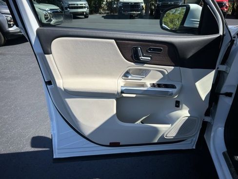 Used 2020 Chevrolet Silverado 1500 W/T w/ Trailering Package image 12