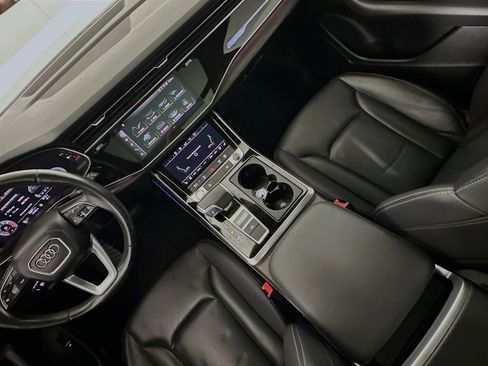 Used 2020 Audi Q8 Premium Plus w/ Premium Plus Package AWD/4WD image 18