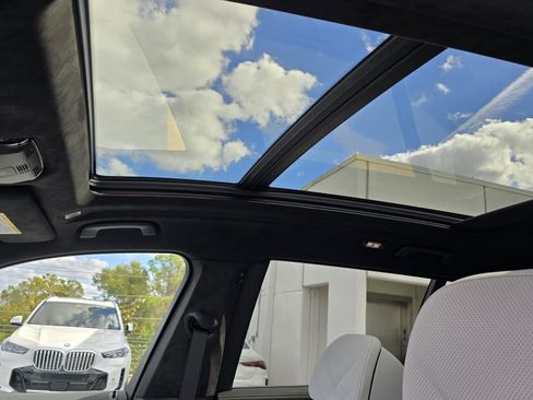 New 2026 BMW X7 xDrive40i w/ M Sport Package image 24
