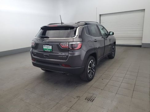 Used 2022 Jeep Compass Limited AWD/4WD image 9