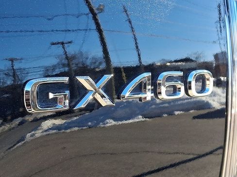 Used 2023 Lexus GX 460 Premium w/ Premium Package image 30