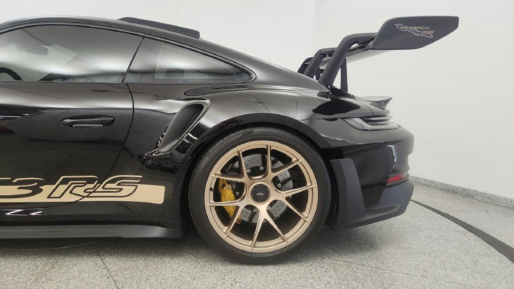 Used 2025 Porsche 911 GT3 RS RWD image 18