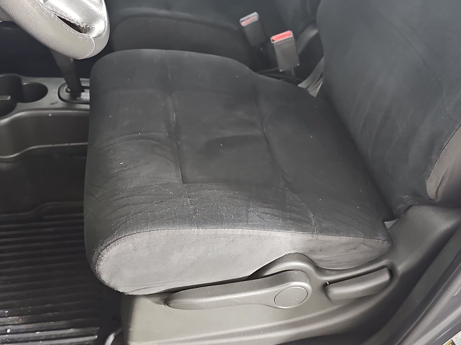 Used 2013 Nissan Cube 1.8 S w/ Interior Designer Pkg FWD image 23
