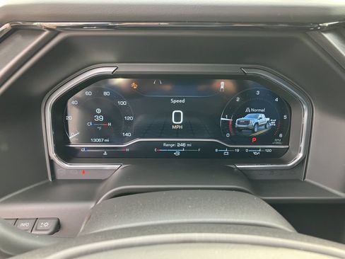 Used 2025 GMC Sierra 1500 AT4 w/ AT4 Premium Package AWD/4WD image 9