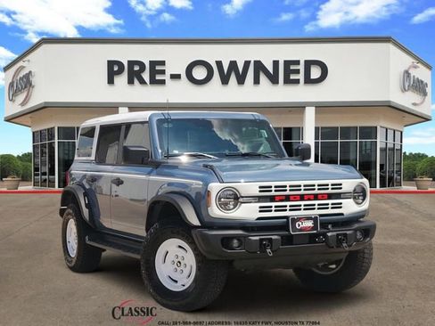 Used 2025 Ford Bronco Heritage Edition AWD/4WD image 1