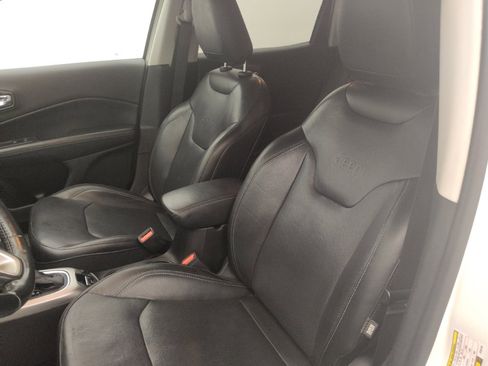 Used 2019 Jeep Compass High Altitude FWD image 17