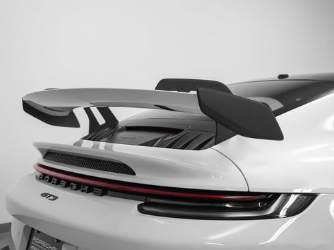 Used 2022 Porsche 911 GT3 image 14